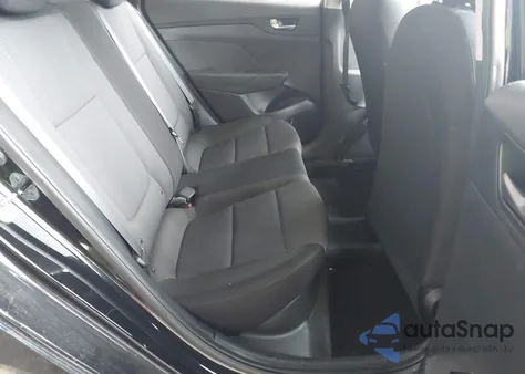 2020 Hyundai Accent Se/Sel z USA, uszkodzony, nr VIN 3KPC24A62LE095836